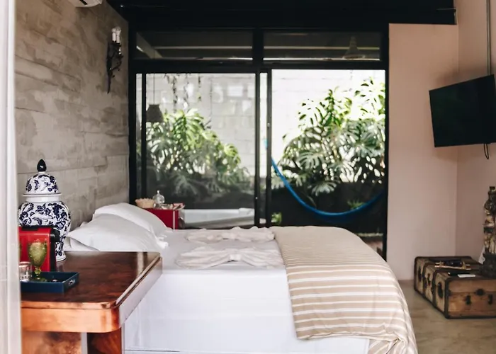Ilhabela Hotels