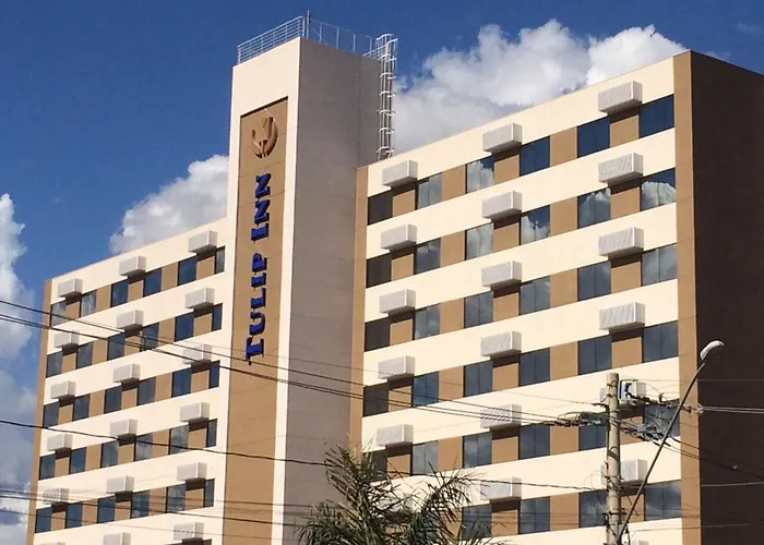 Sete Lagoas Hotels
