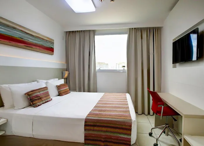 Vitoria Hotels