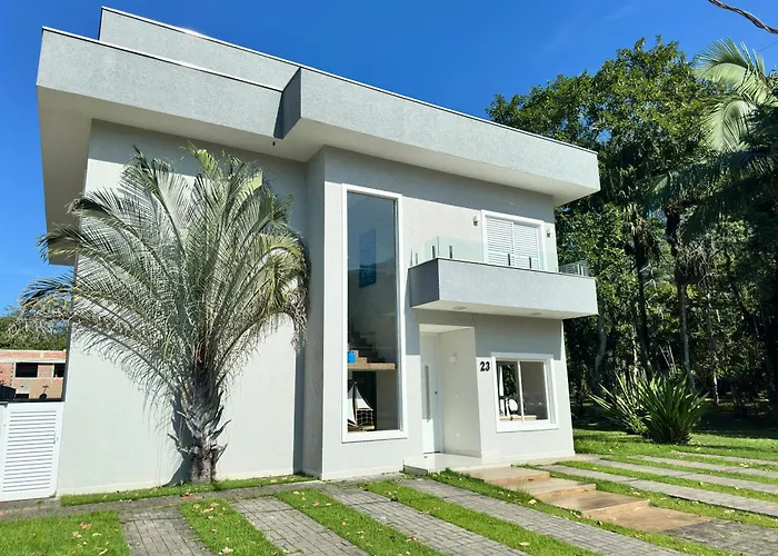Casa Alto Padrao Em Ubatuba Em Condominio with Pool