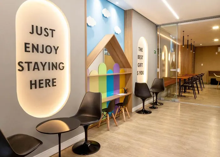 Contagem Hotels