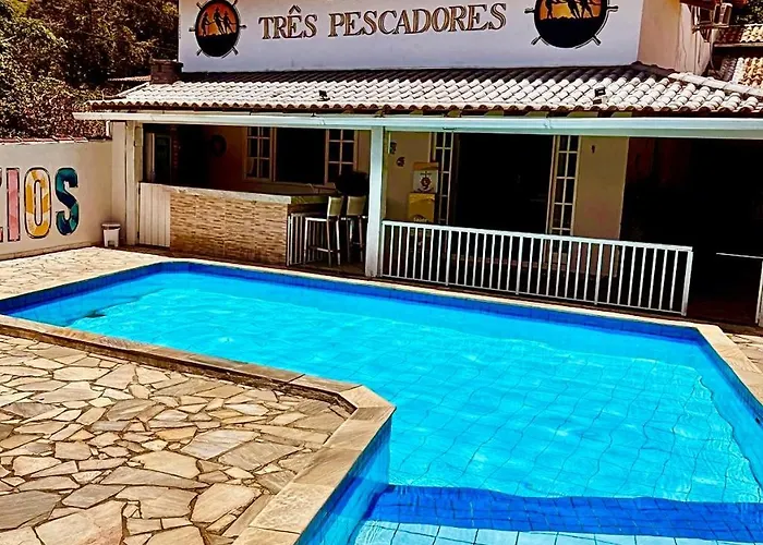 Armacao dos Buzios Self Catering Holidays near Rua das Pedras