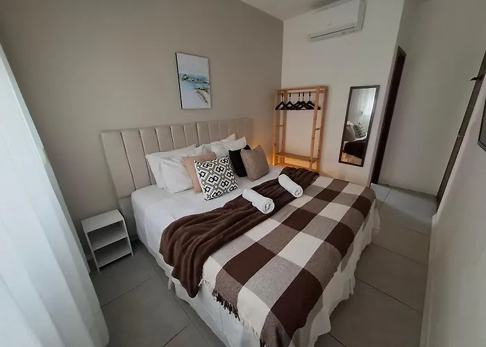 Pet friendly Pousada Fullano _ Entre Copacabana E Ipanema - Suites Privativas Confortaveis! Rio de Janeiro