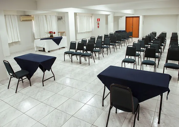Divinopolis Hotels
