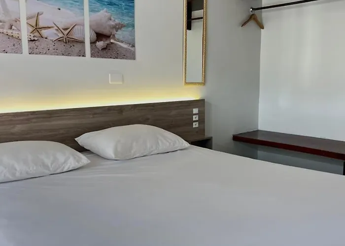 Ubatuba Lodging 